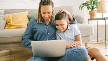 Harnessing Artificial Intelligence: How Speech Therapists and Parents Are Bridging the Gap at Home